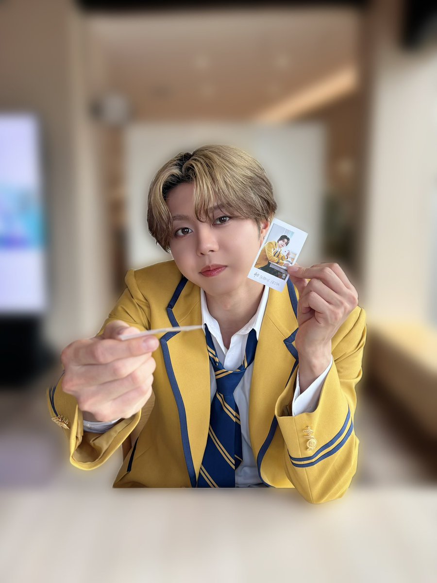 buddiis's tweet photo. ミニフォト〜隣の席セット〜は受注販売開始🛒💨
全カードメンバーの手書きの名前と出席番号が印刷されております🌟

〜 #バディ の学校生活を彩る #BUDDiiS メンバーたち〜

▷昼休みには校舎裏で猫と戯れている #YUMA

▷バレンタイン、靴箱はチョコとラブレターだらけ #SEIYA

▷お弁当のおかずを分けると��コニコになる #SHOW

🔗ご注文はこちら
https://t.co/eN9Z5GlePE