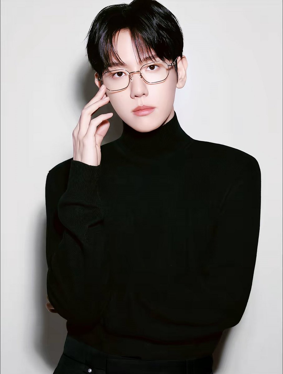 baekhyuntown's tweet photo. 260828 hfp极个别同事 샤오홍슈👓

🔗https://t.co/OtAwsIJTVn 

#백현 #BAEKHYUN @B_hundred_Hyun @BAEKHYUN_INB100 https://t.co/q754eiyI1W