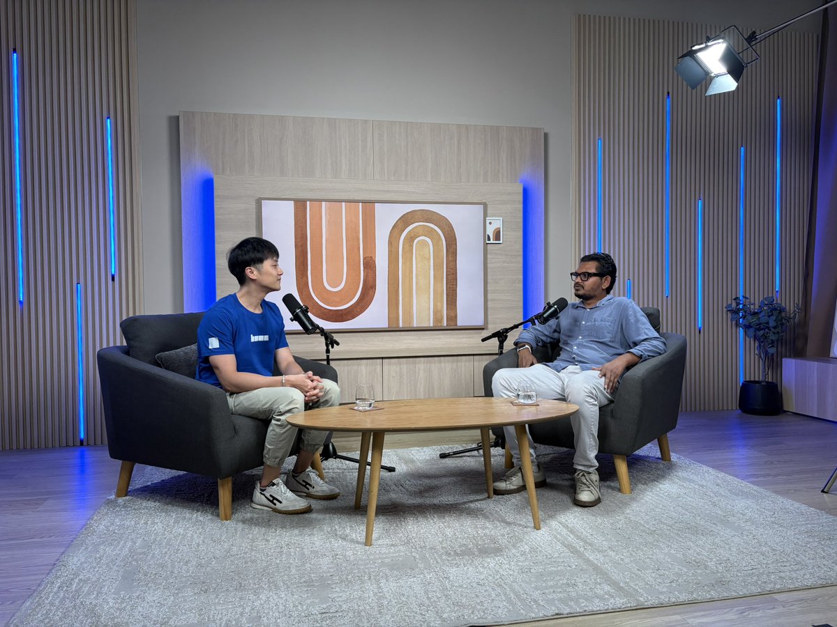 baseapac's tweet photo. @spectrum_money with Vishal https://t.co/FavjJfCgkP
