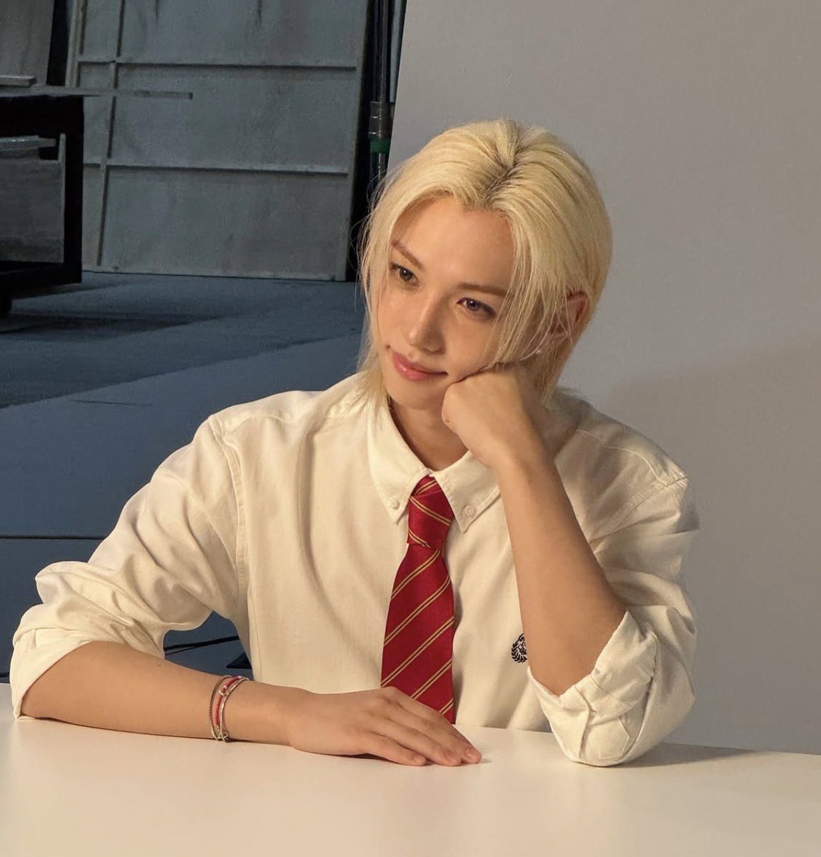 915bbok's tweet photo. FELIX😭😭😭😭😭😭😭😭 https://t.co/xqWzD3ZxUO