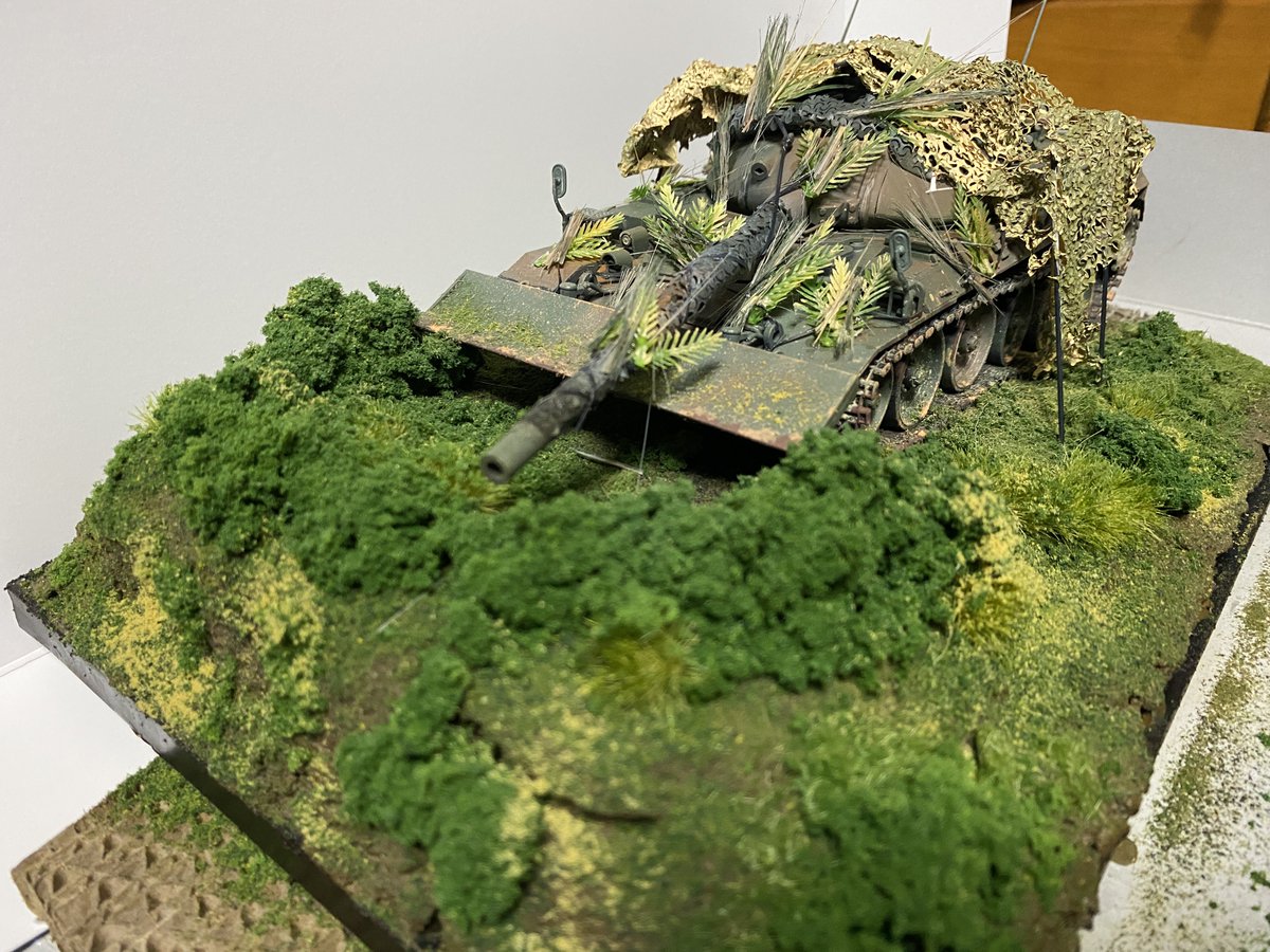 000404949's tweet photo. 74式戦車をジオラマ的な感じで作成してみました
初めてのジオラマだったので色々試行錯誤でやってみましたが楽しい反面難しいなと感じつつの夏休みの宿題でした

こちらでぷらも屋さんのミリタリーコンテスト参戦予定です https://t.co/zZSTOjIipq