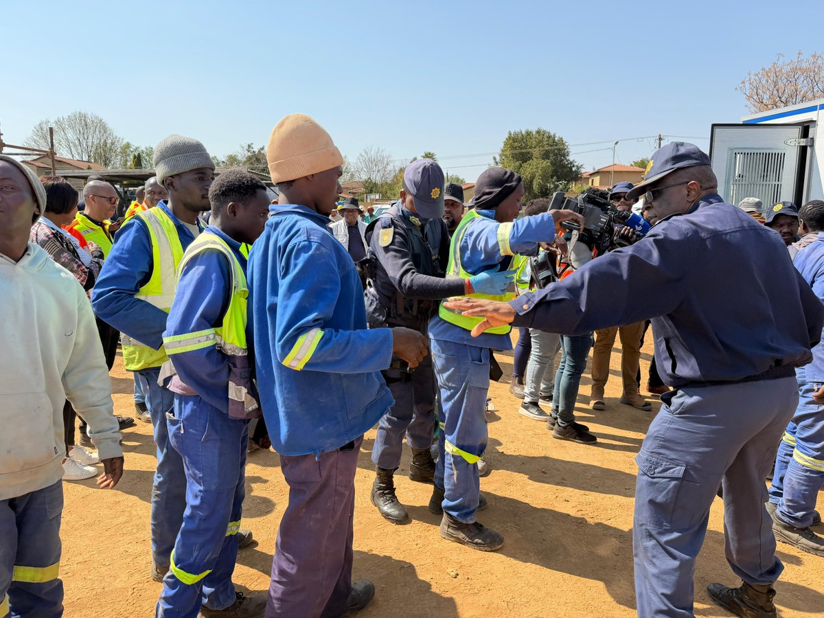 DmJomo's tweet photo. [📹 Happening Now] The Employer has been charged in terms of Section 38 of the Immigration Act and at least 80 illegal foreign immigrants found on site have been detained for further processing and deportation, also the Construction Permit has been temporarily suspended until some matters relating to the Occupational Health and Safety Act have been addressed as per the Prohibition Notices issued during the Multidisciplinary High Impact Blitz Inspection in the @CityofJoburgZA. 

@GovernmentZA
#YaziniFriday #GovtUpdateZA #ServiceDelivery #WomensMonth2026