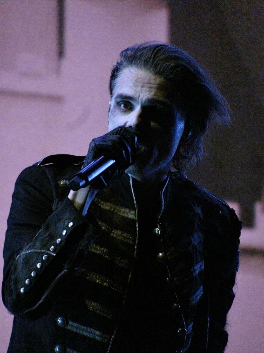 BiGDEATH3NERGY's tweet photo. THE BLACK PARADE IN DENVER, CO

#MCRDENVER https://t.co/NnZCTwDxZY