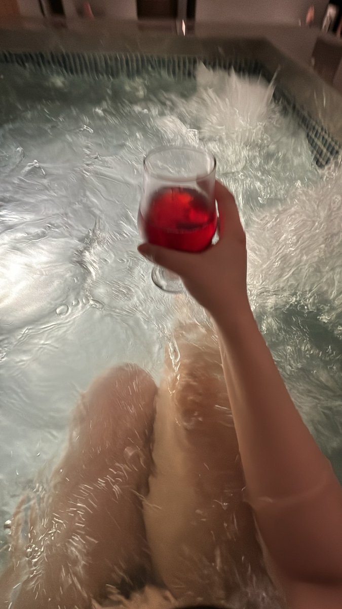 catwomn99's tweet photo. بدلع النونه 🤤 https://t.co/OvsZdAM7qe