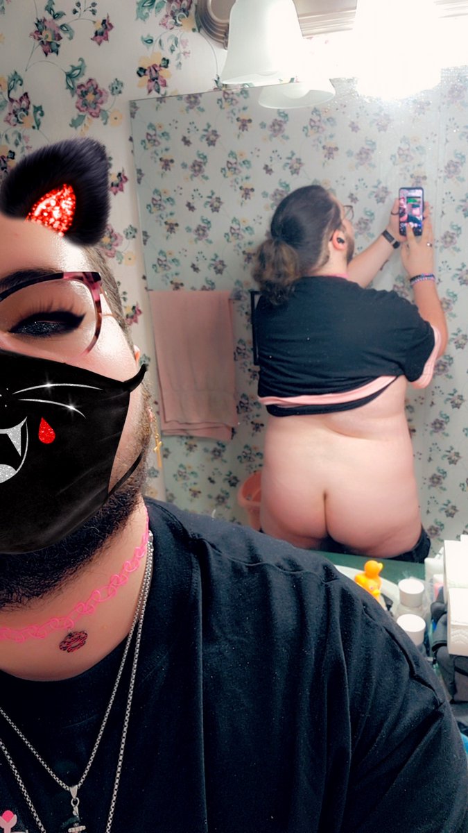 BrattyKitty659's tweet photo. Such a nice photo of my face....you are looking at my face right?🤭💗
#Femboy #nsfwtwt #nsfwacc #nsfwcontent #nsfw #18plusfurry #thicc #thighs #LGBTQ #Bisexual #Demisexual #bottom #naughty #GoodBoy #Enjoy #Brat #Horny https://t.co/qiFPh23Ddo