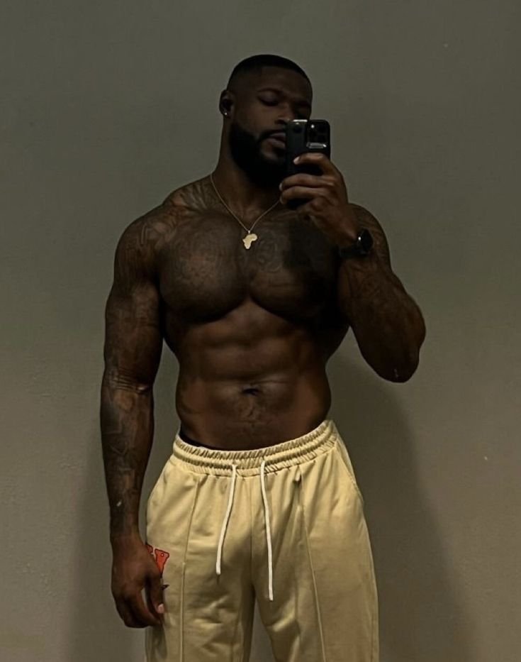 YourFavChoco__'s tweet photo. 𝘋𝘦𝘴𝘱𝘶𝘦́𝘴 𝘥𝘦 𝘶𝘯 𝘭𝘢𝘳𝘨𝘰 𝘦𝘯𝘵𝘳𝘦𝘯𝘢𝘮𝘪𝘦𝘯𝘵𝘰 https://t.co/hZwGKMp130