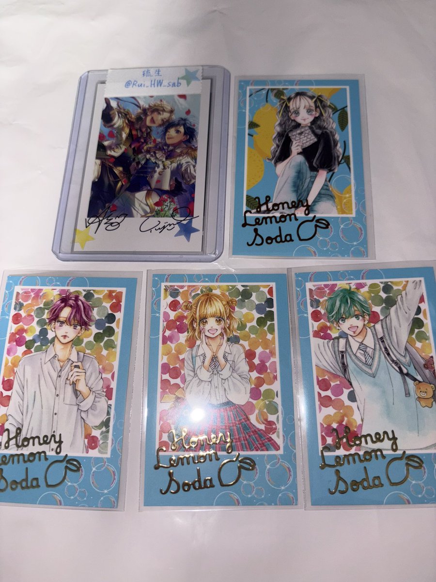 Rui_HW_sab's tweet photo. 《交換・買取》
ハニーレモンソーダ ハニレモ
完結記念展
ランダム トレーディング チェキ風カード

【求】画像
左激求→1枚
右激求→2枚
女子集合→1枚

【譲】写真＞定価(+送料)
下段3枚優先

郵送交換希望
⚠️プロカ必読⚠️

まとめての方、右激求＞左激求、交換優先 https://t.co/V6rJWeUoqy