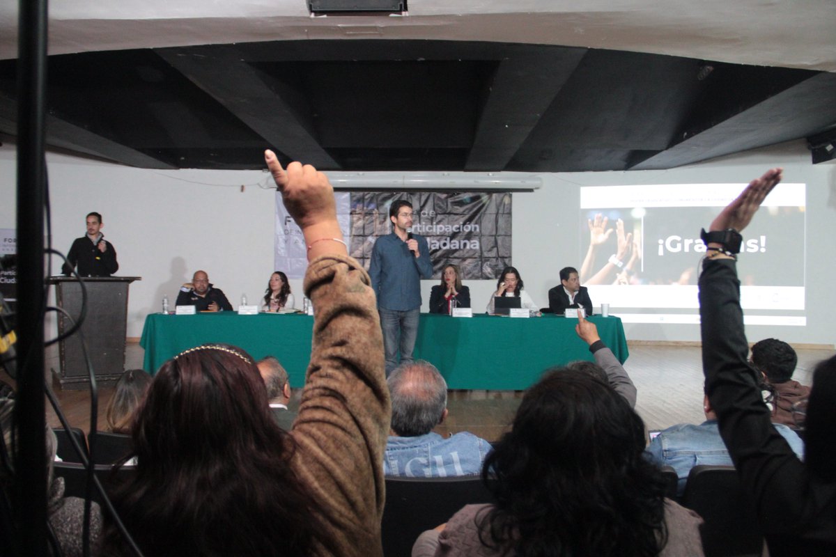 AngelTamarizS's tweet photo. ¡Concluimos los #foros en toda la #CDMX!
Gran cierre de Análisis de la Ley de Participación Ciudadana en Cuajimalpa junto a nuestras #COPACOs.
Seguimos construyendo la democracia participativa desde el territorio y con el pueblo. 🇲🇽
¡Con el pueblo todo! https://t.co/lya864sAB4