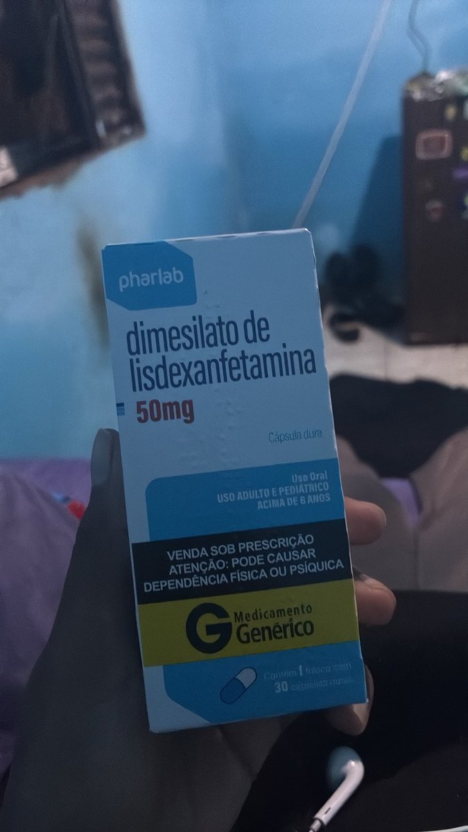 Alprazo_'s tweet photo. minha primeira caixa de venvanse receitada pela minha psiquiatra https://t.co/a0htwORKGY