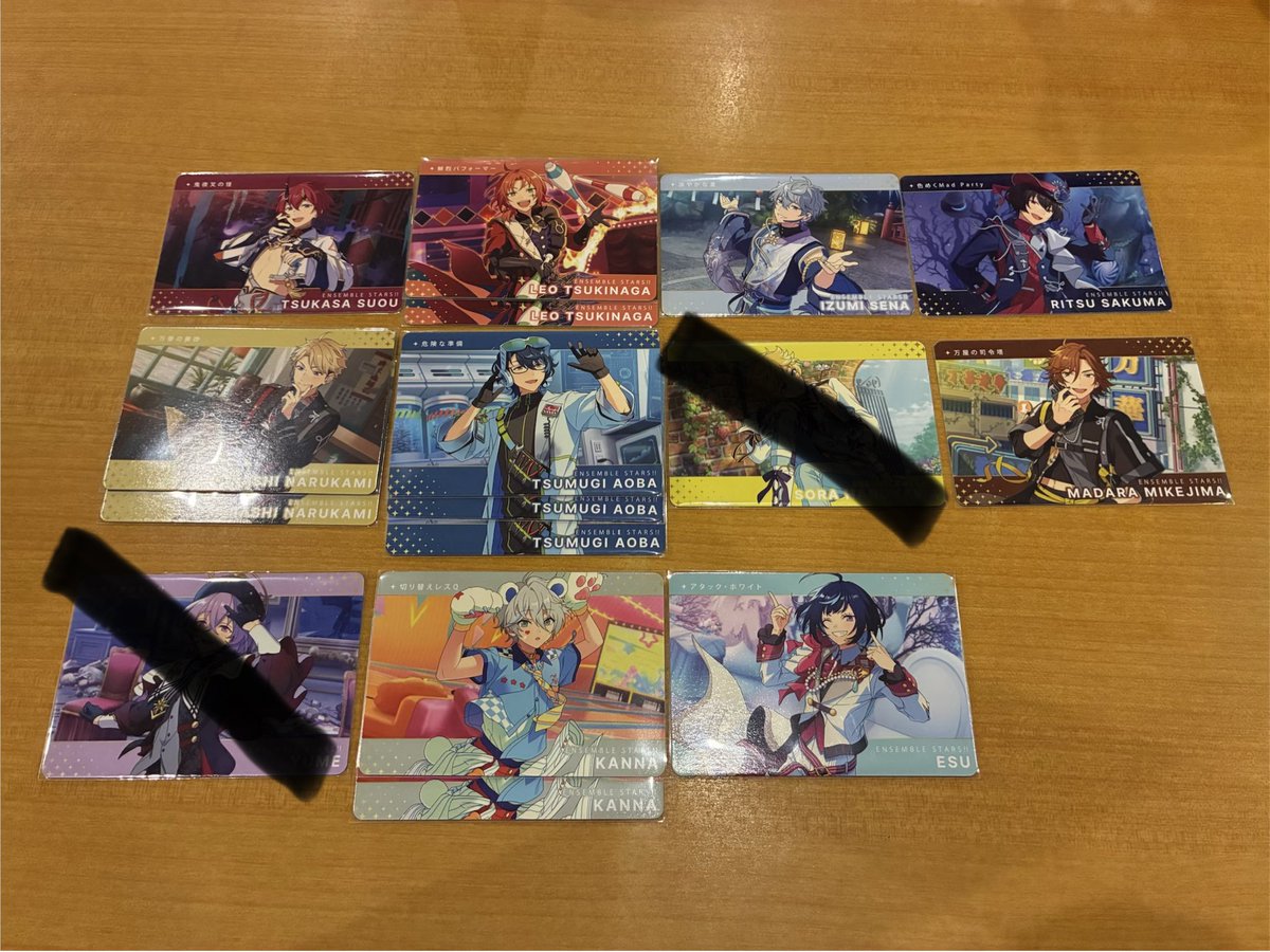 elst_1030's tweet photo. 【交換】あんスタ カードダス

譲)R スバル 泉 斑 紅郎 
N 北斗 スバル 千秋 奏汰 翠 英智 桃李 一彩 藍良 マヨイ 巽 日和 燐音 HiMERU こはく 晃牙 友也 光 チトセ 司 レオ 泉 凛月 嵐 つむぎ 斑 カンナ エス

求)R渉1>R,N宗>N渉

郵送交換(まとめて優先)
よろしくお願いします🙇‍♀️ https://t.co/87lTct4RvV