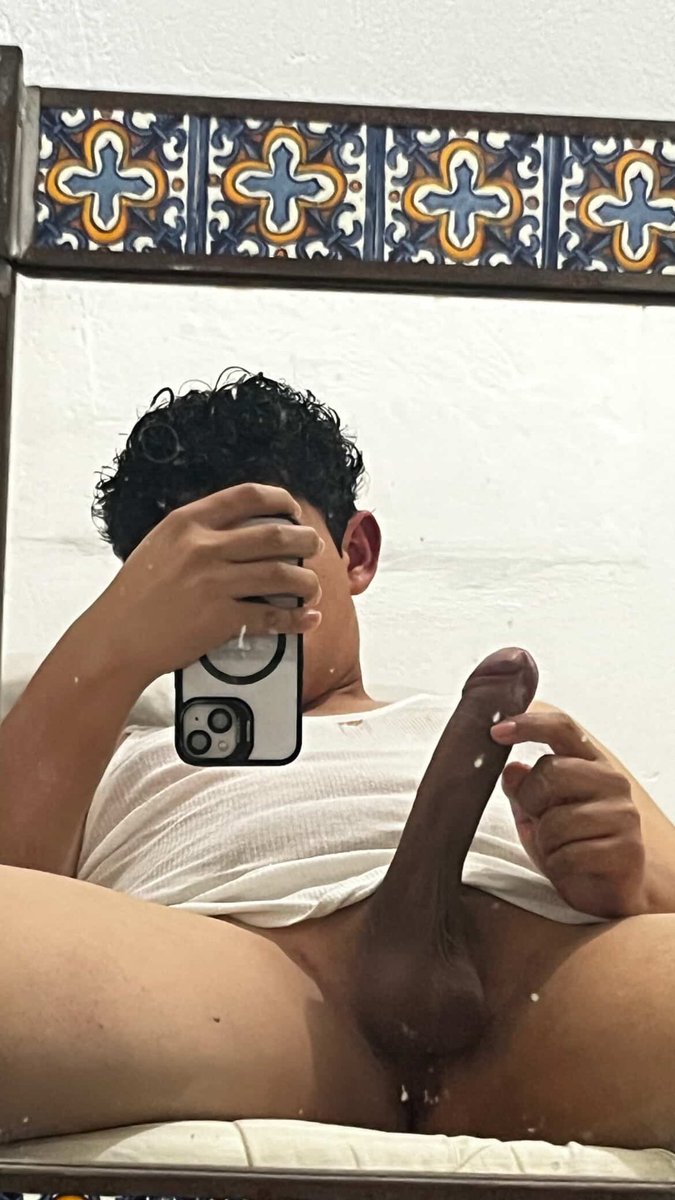 caldodeiguana2's tweet photo. @scorpiobbygorl Can I? https://t.co/Z6UPot4Pxi