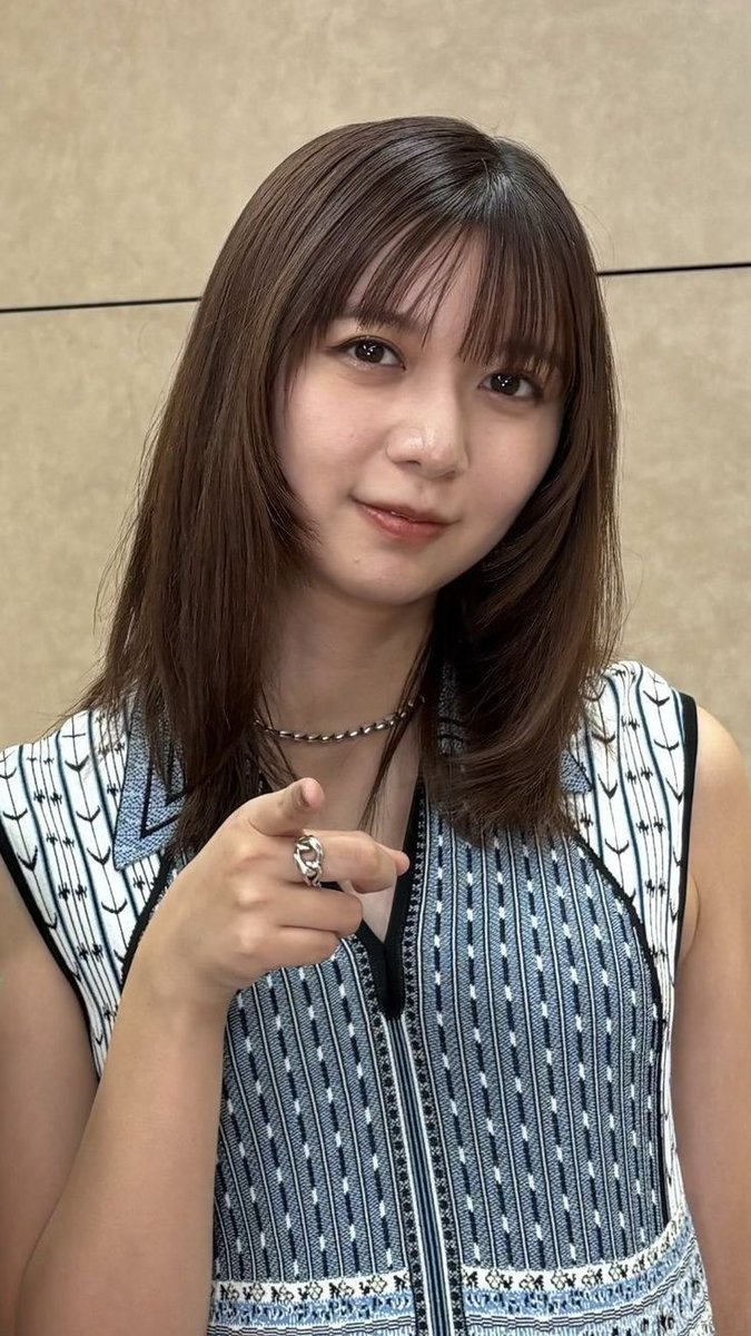 chuckvance489's tweet photo. 上白石萌歌ちゃんの自然光のなかで見せるアンニュイな雰囲気、目が離せなくなる… https://t.co/3VSIf9Hu3h