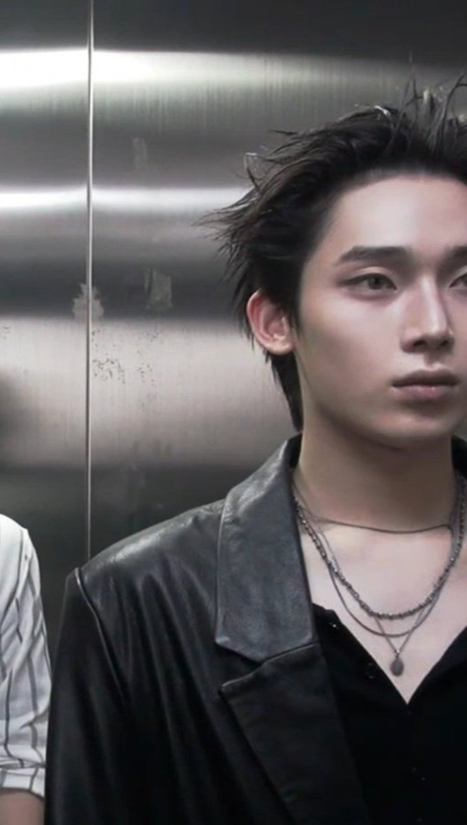 _WhiteDimension's tweet photo. พี่ซอนอูเป็นคนที่หล่อมากจริงๆเลยว่ะ เหมือนเกิดมาเพื่อทำภารกิจหล่อจนกว่าโลกจะแตก หล่อเผื่อไปถึงโลกอนาคต ความหล่อระดับนี้ใช้กี่สิบชาติก็ยังไม่หมด https://t.co/HcDAt7s4uN