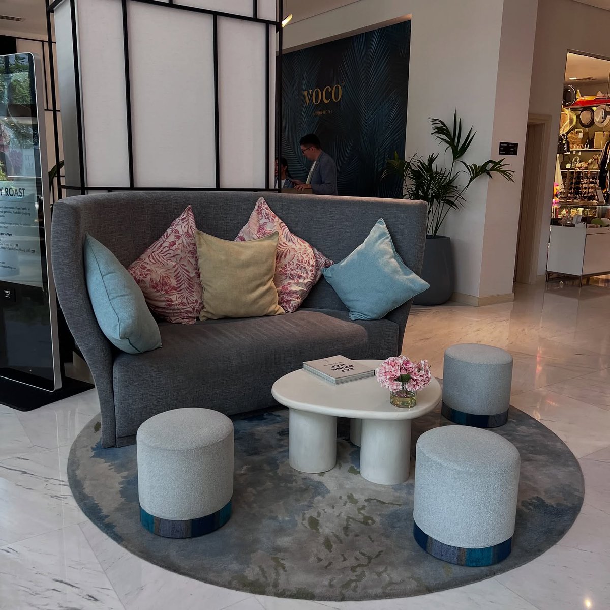 zonik_7's tweet photo. Our visit today to voco Dubai The Palm on Palm West Beach, Palm Jumeirah. The hotel has 138 rooms overlooking the Arabian Gulf and Dubai Marina, plus a rooftop infinity pool, private beach, 24/7 gym, luxury spa, and Belgian Maison Mathis https://t.co/FN0lOMJ2nD