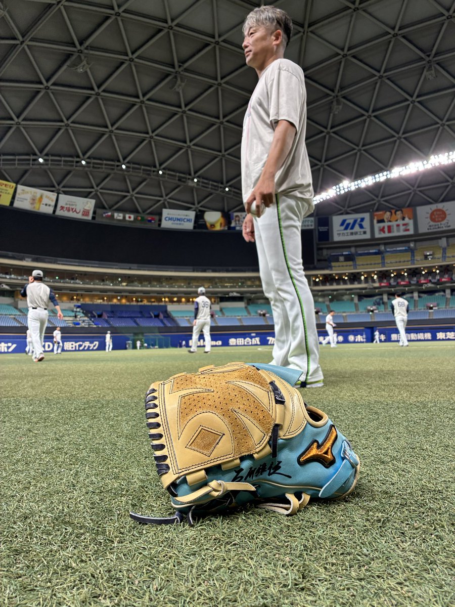 swallowspr's tweet photo. 今季最後のバンテリンドームでの試合です⚾️
#swallows
#燕心全開 https://t.co/m7diNVswgB