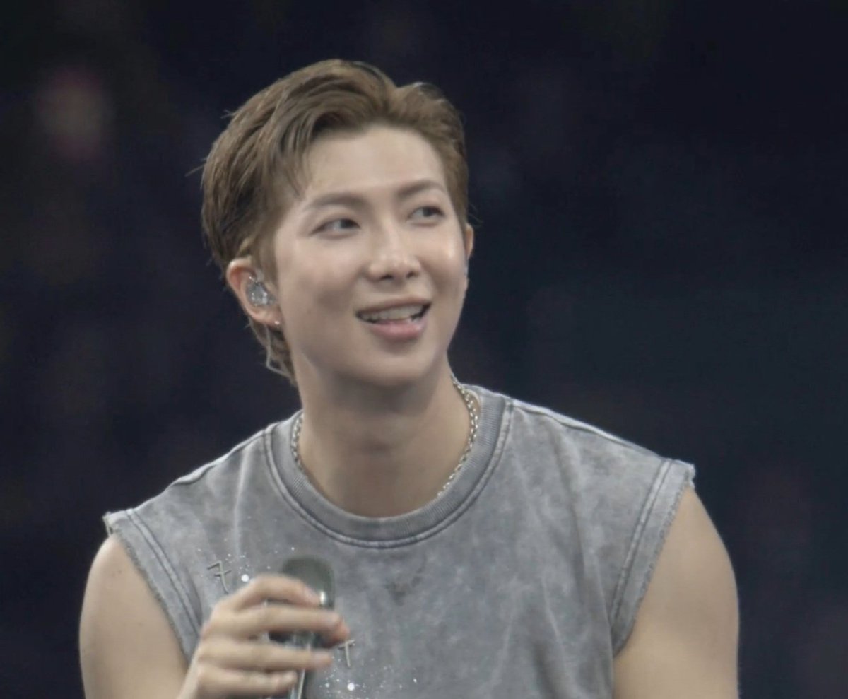 BTSHEARTBEAT777's tweet photo. HAPPY BIRTHDAY NAMJOON

POET OF OUR GENERATION
HAPPYRMDAY
#HappyBirthdayRM
#HappyBirthdayNamjoon
#JoonieverseDay
#MuseOfWorldRM
#BeyondTheVerseRM
#AutumnBloomRM
#WorldLovesRM
#WeLoveRM
#OurJoyRM
#OurRightPlaceRM https://t.co/eVTIQtfc8W