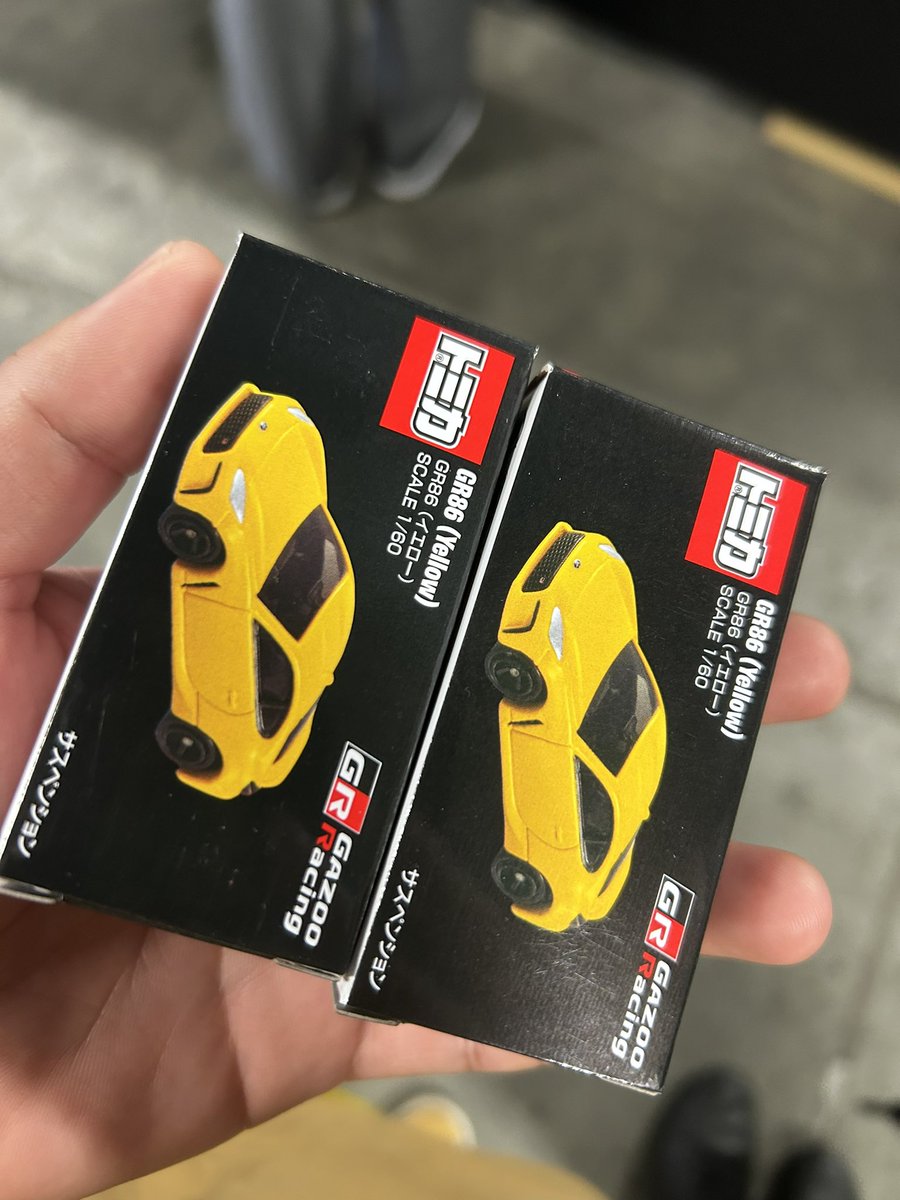 zn8_re's tweet photo. 今日はトミカを買いにきた！ https://t.co/d9vhKzoPr2
