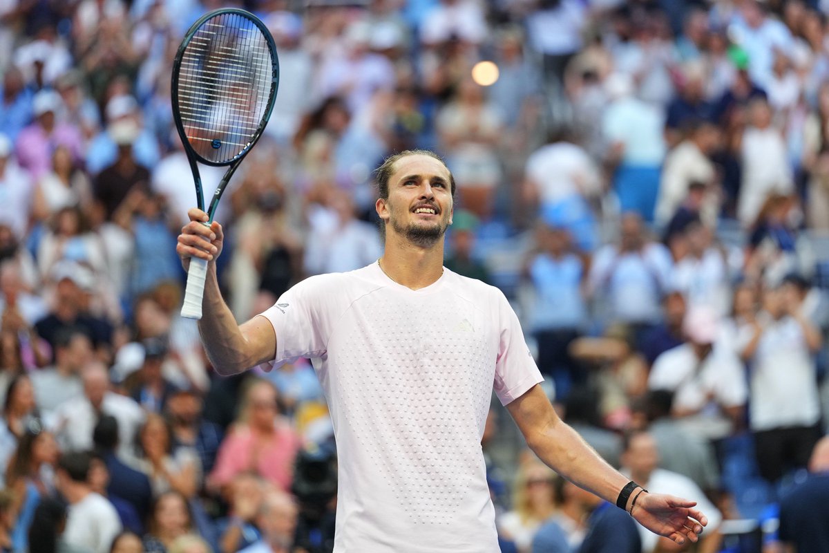 TheNewsAgency1's tweet photo. Zverev books US Open final berth after straight-sets win over Khachanov
https://t.co/nr0ZatQ0E0
#USOpen2026final #USOpen #Zverev @USOpen @atptour @AlexZverev @karenkhachanov https://t.co/tRvMeG0Pas