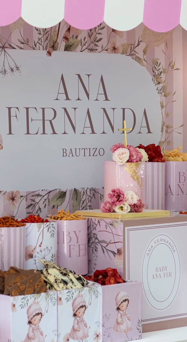dulceorigen's tweet photo. batizados: 

Maria Paula / Ana Fernanda 

Dulce é tão delicada que sempre pensa em cada mínimo detalhe pra tornar especial o momento de suas bebitas. 🥹🩷 https://t.co/pKjbhzGeQ5