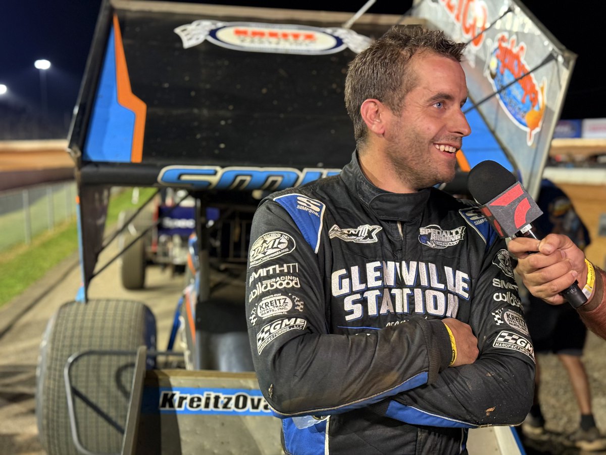 HighLimitRacing's tweet photo. A career-best P2 for @RyanSmithRacin with @InterstateBatts High Limit Racing! 👏🏼

The @KreitzRacing69K machine led laps 1-3 and then again on Lap 9 while battling @DietzChase2D for the #NightBeforeThe50.

He steals the @PortRoyalSpdway track title in the final night! https://t.co/T34jualsjP