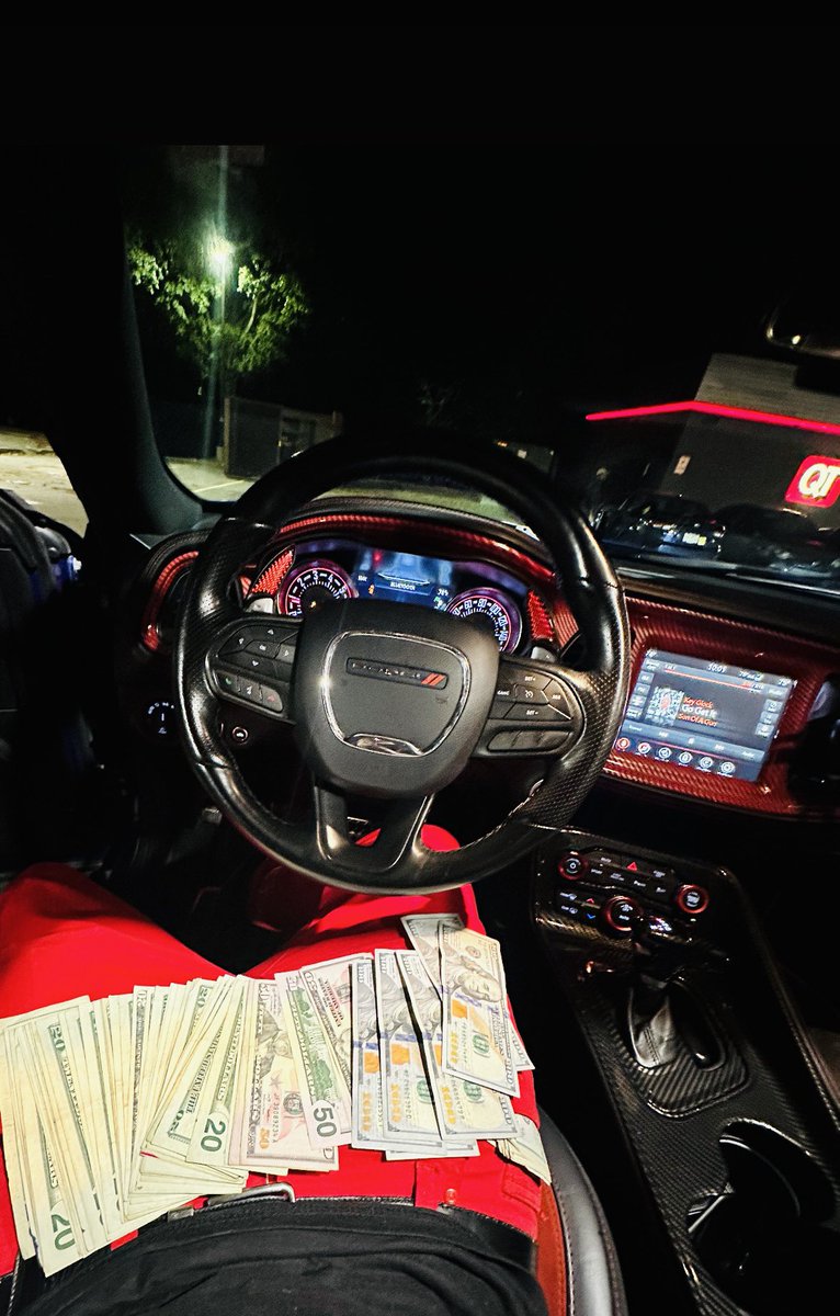 kaythemenace's tweet photo. S.O. CEO 🖤 https://t.co/Yvvp41vdK5 https://t.co/FYSMtUtadm