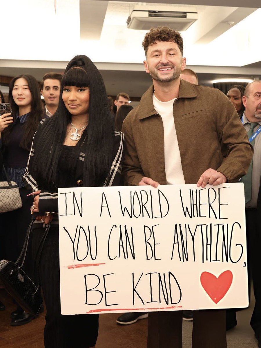 statsofminaj's tweet photo. Nicki Minaj joins Charity Day 2026 in New York City in support of the Cantor Fitzgerald Relief Fund, honoring the lives lost on 9/11 and supporting charitable efforts in their memory. 🕊️💗 #NeverForget 

Thank you @NICKIMINAJ for your continued philanthropy. 🎀 https://t.co/eKxRfBdqXK
