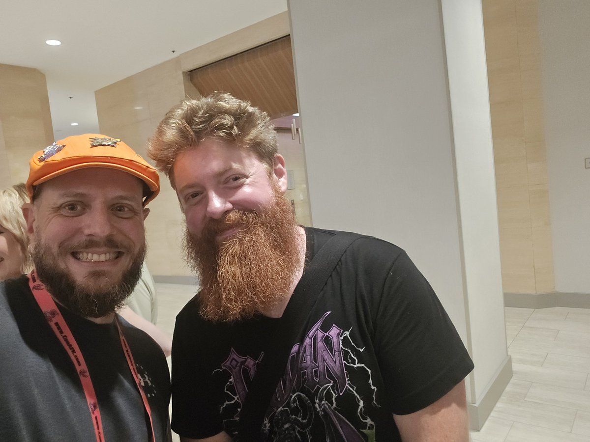 Orange_Scally's tweet photo. #blizzcon photo dump. Was amazing meeting @AutomaticJak and @Touchpadwarrior ! https://t.co/5HCgazcHl5