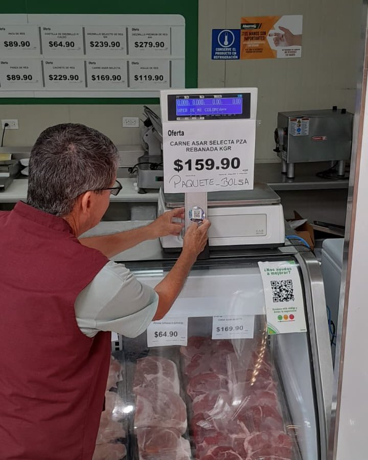anaguizarv's tweet photo. Visitamos Cajeme y Guaymas, Sonora, donde realizamos calibraciones en distintos establecimientos para asegurar mediciones correctas y brindar mayor confianza a las y los consumidores. ⚖️

Si en tu negocio utilizas básculas u otros instrumentos de medición, recuerda que tienes hasta el 30 de septiembre para registrarte. Visita https://t.co/HfoPE8Z2Sr para conocer más.

Porque un consumidor informado no será engañado. ✅