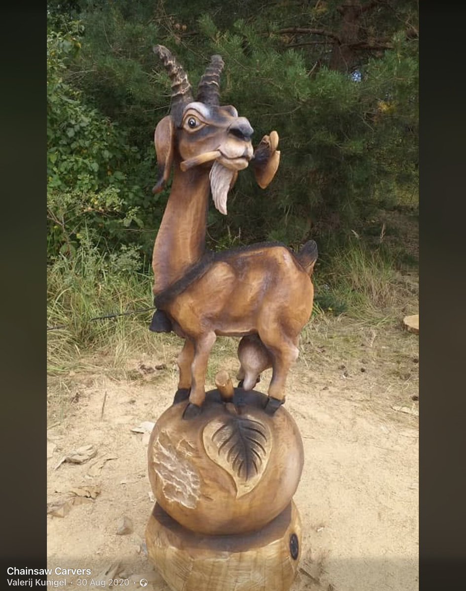 wrwassociation's tweet photo. Great carving &amp; well coloured without going over the top excellent Marquetry by Bruno Paviet. For those who carve over the weekend something to keep you busy 😊 https://t.co/zeGVRyBmkA