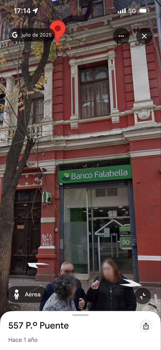 RaulSan92255075's tweet photo. Quiero denunciar a @Banco_Falabella por la calaña de personal que tiene en la sucursal de calle Puente en el centro de Santiago. No vayan ahí, es un peligro para la seguridad de sus dineros. Está lleno de venezolanos en la atención de público y tratan mal a los clientes. https://t.co/4V5nXGrvCu