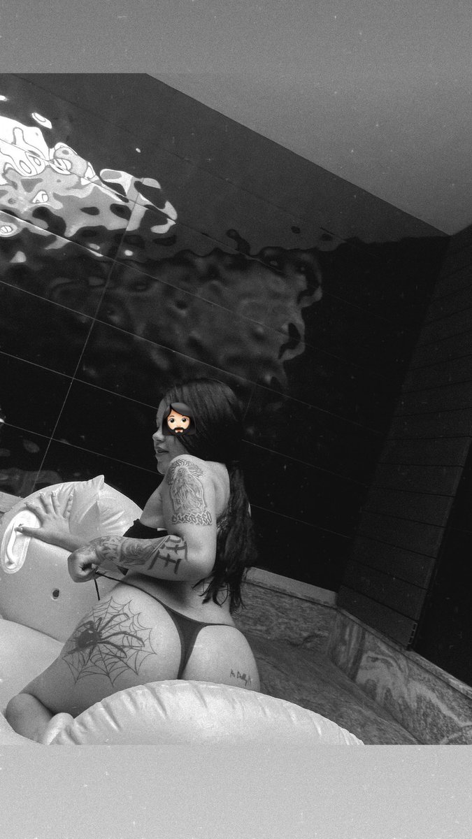 lunaa22_77's tweet photo. Les gusta mi tanga?

Mis redes: 

📨Telegram: https://t.co/yKxv9ZacLv

📱WhatsApp
https://t.co/6XZ8FWjG6q
#RT #GDL #ViernesCogelón https://t.co/bIikwMcOO1