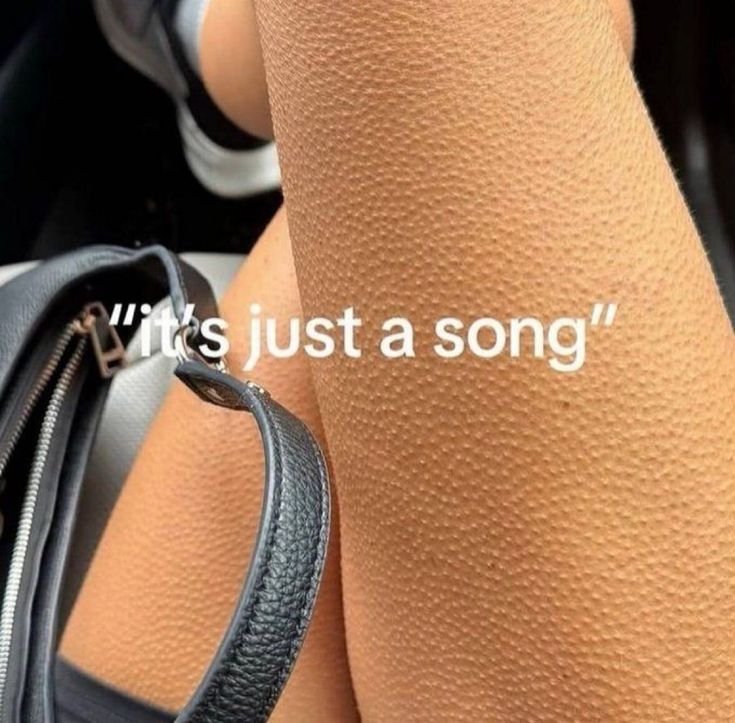 myblessing19's tweet photo. Me: it’s just a song.
Also me: 🧍🏻‍♀️💔 https://t.co/06JYeIJKdI