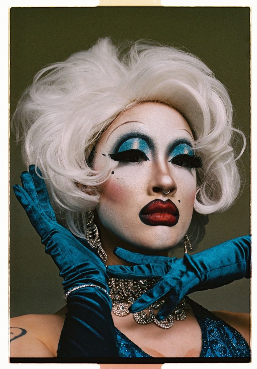 cumsockfart's tweet photo. @NatYandura drag queens are such a hit or miss for me. there are some GORGEOUS queens and there are some who are just mysogonistic gay men who think theyre allowed to be sexist because theyre gay https://t.co/3bfachjejL