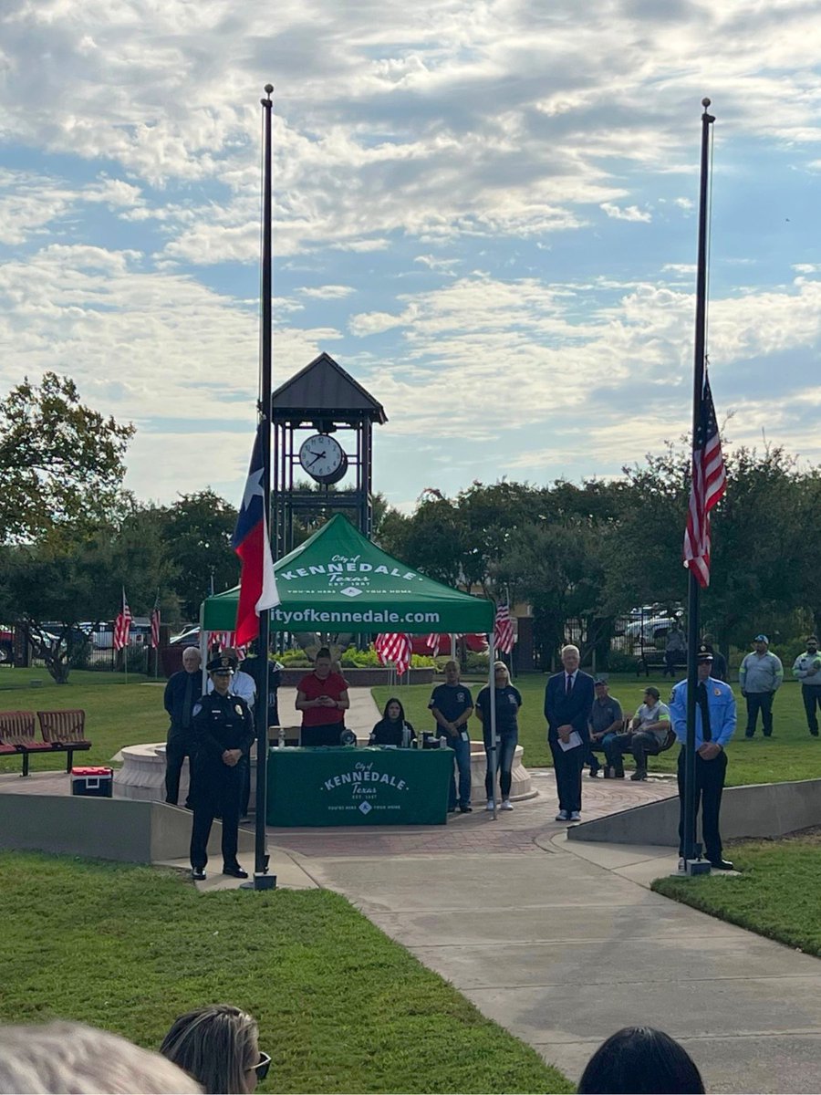 CommALSimmons's tweet photo. This morning I spoke at the 9/11 Memorial in Kennedale, where a piece of the World Trade Center stands here in Tarrant County. 

We remember the 2,977 lives lost. We honor the victims, their families and first responders who gave everything. And we carry that sacrifice with us.🇺🇸 https://t.co/Yv9sm51oNJ