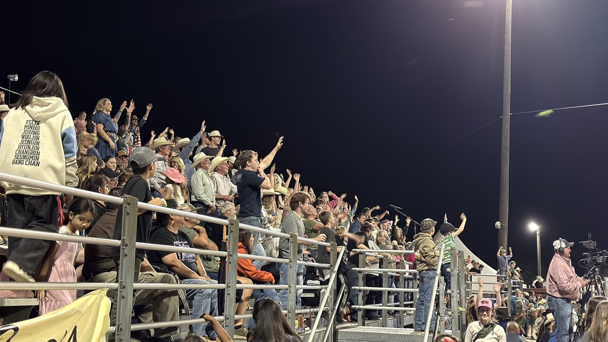 RogersDodge_ID's tweet photo. Yet another amazing night at the Lewiston Roundup! It was so fun to see everyone for Family night!

#RogersDodge #RogersMotors #LewistonRoundup https://t.co/Jg25AXM98G
