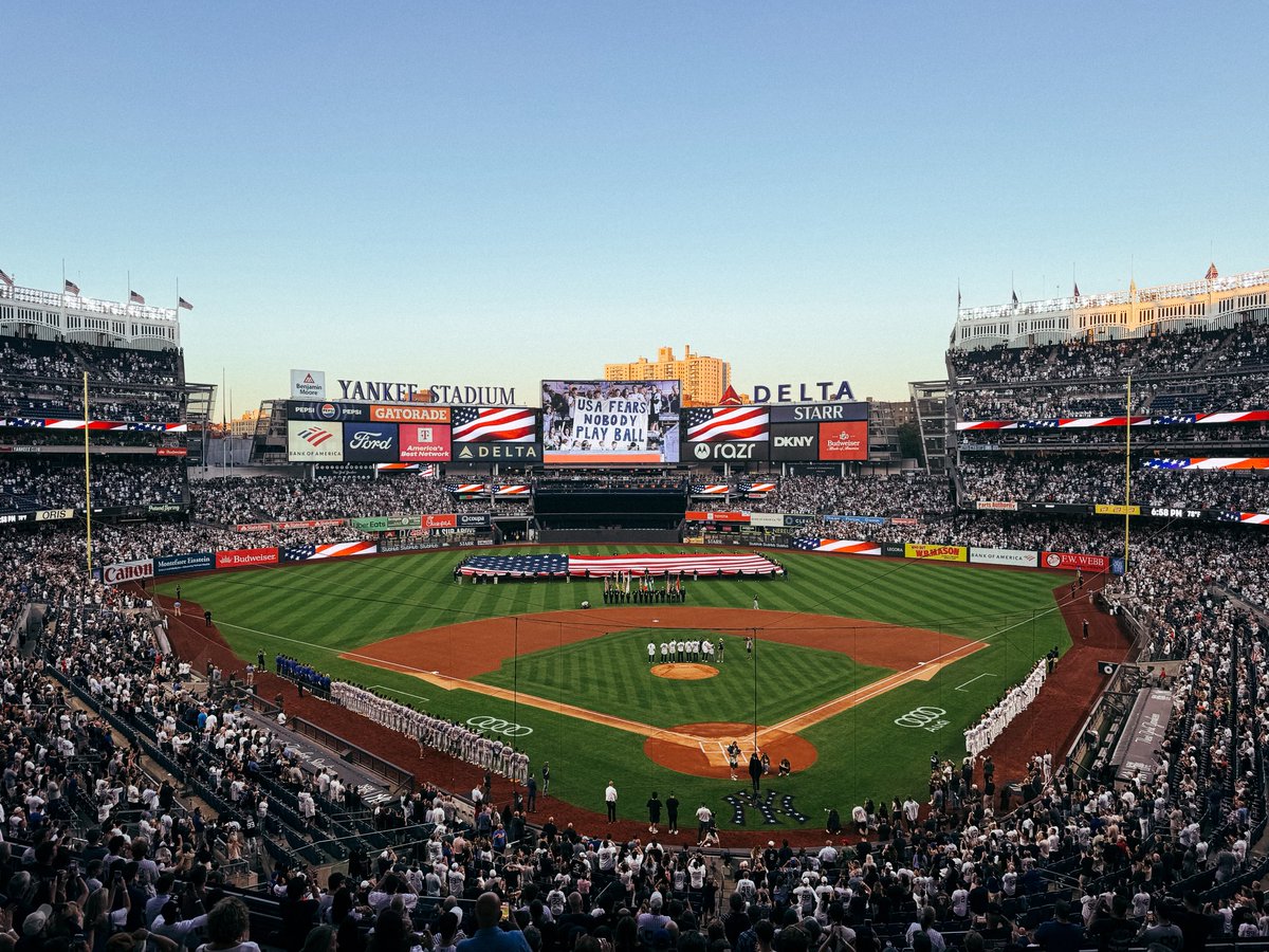 Yankees's tweet photo. Today, we join @Sept11Memorial to remember September 11, 2001 with a picture of the sky we all share. 

Supporting The Never Forget Fund now helps a new generation #NeverForget911 &amp; #RememberTheSky.

Donate now at https://t.co/IQyzenA9DS https://t.co/tnrWjKgeJ7