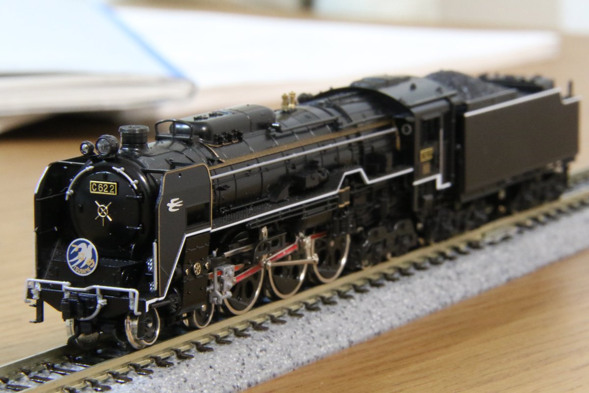 iyonada185's tweet photo. 我が家のNゲージ
683系4000番台 旧塗装
京都駅店特製品 C62 2 梅小路機関区 https://t.co/A1alGx72CR