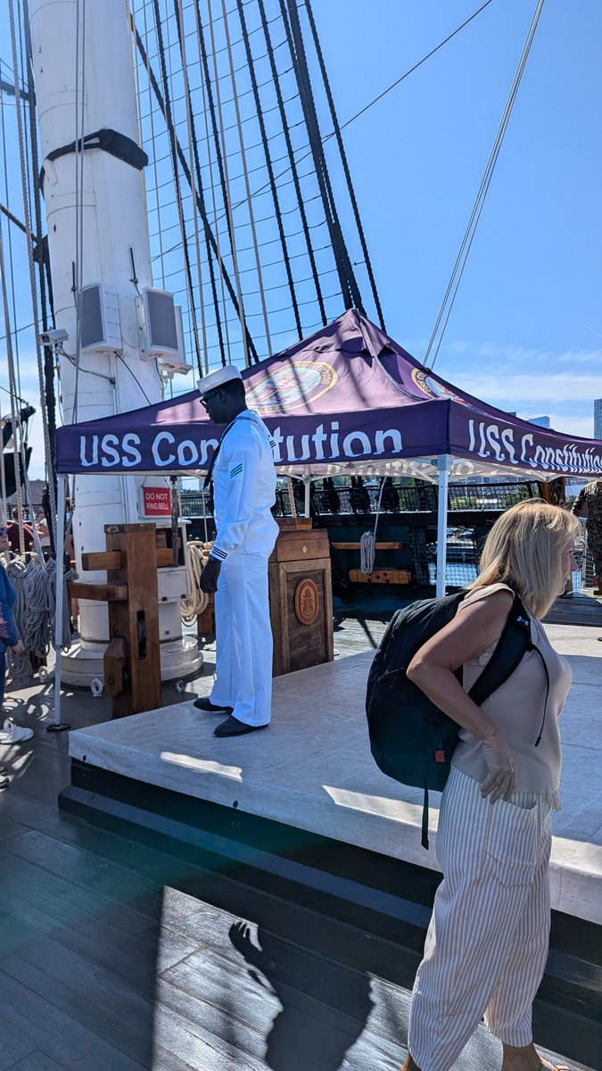 OldGuyWanders's tweet photo. USS Constitution on 9/11. She's a beautiful girl. https://t.co/QiNT9S5DuK
