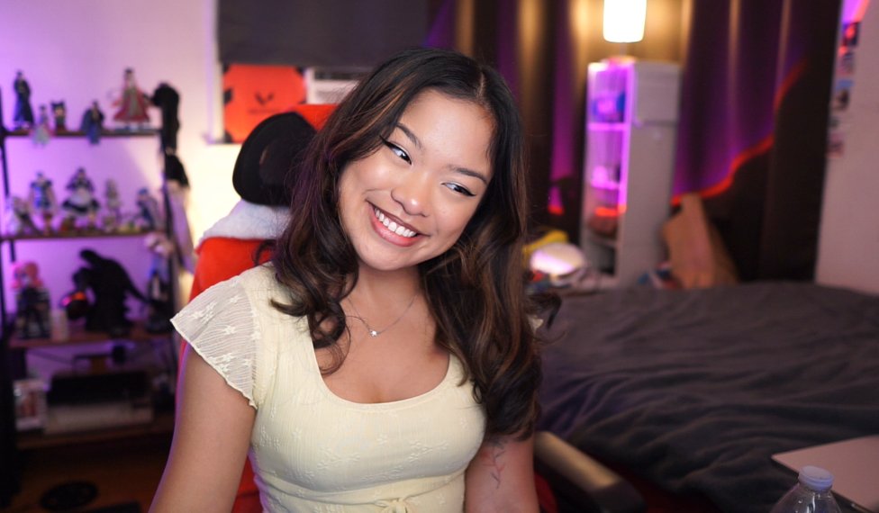 TurnUpTaco_'s tweet photo. uhm accidental first partner stream? live now :D https://t.co/rHJnjRaW5p