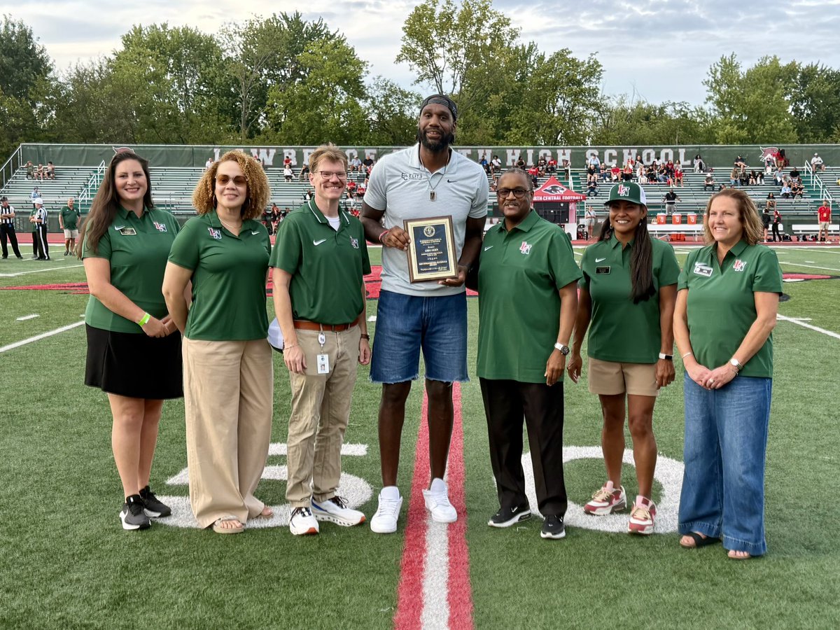 ltgoodnews's tweet photo. Congratulations to @LNHSwildcats 2026 Distinguished Alum Mr. Greg Oden (Class of 2006)! Greg Oden is one of the most accomplished basketball players in LN history, leading the Wildcats to three consecutive Indiana boys basketball state championships. #LTpride #GoCats https://t.co/pdWKHUb9JG