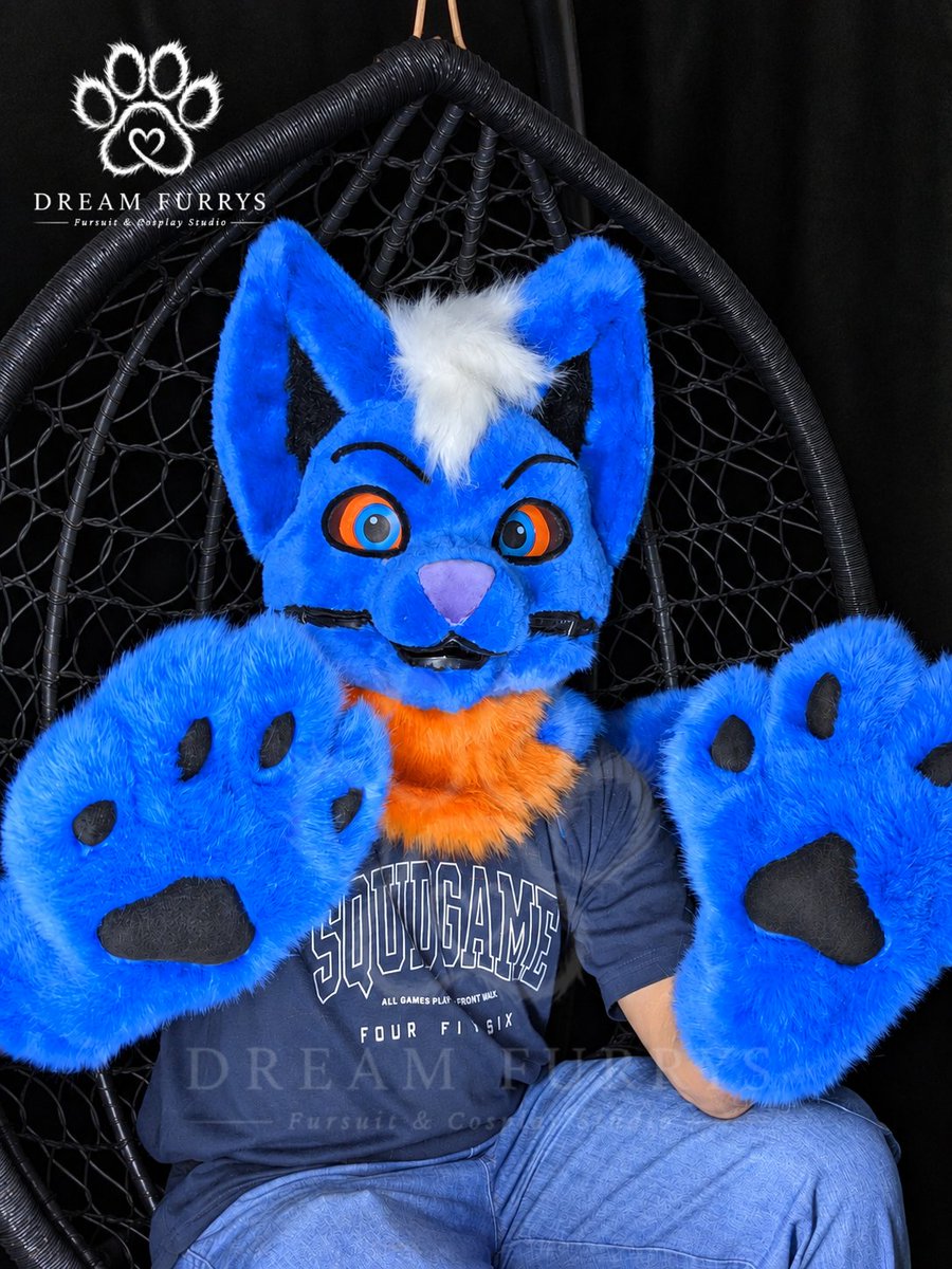 dreamfurrys's tweet photo. Blue Berry is finally here! A look at the completed full partial being worn and brought to life. ✨

🌐 https://t.co/1JfCSsxKV7

#DreamFurrys #BlueBerry #Fursuit #FursuitPartial #FursuitMaker #furryㅤㅤㅤ https://t.co/S3kBryDgoT