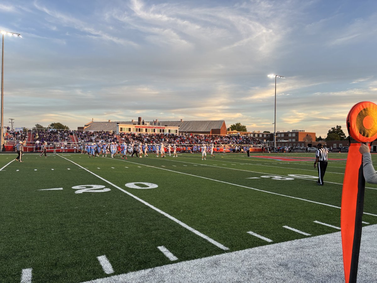 SFDPrincipal's tweet photo. What a beautiful setting at Gutbrod Field. The new Stadium for Villa Angela Saint Joseph . Stallions v. VASJ week 4 . Letβs go Stallions !
#StallionPride https://t.co/LXh9lXqfUM