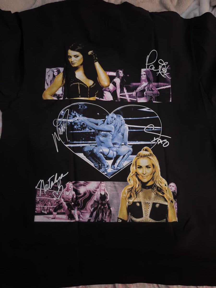 bellascinemaa's tweet photo. guys look at my new shirt😍😍 

(shoutout to cristianpabloorignals on insta) !! https://t.co/KpyvOHraxS