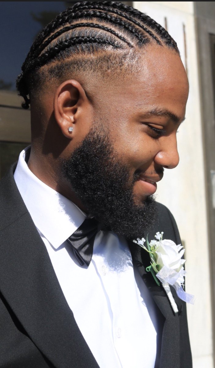 SikiraT's tweet photo. And her handsome hubby ! This gotta be the finest couple yet🤣🥰 braids fiy too ok then modelllll🤣🤣🤣 #SikiraTphotography🤍 #MyPleasure📸 #Art🎨 #WeddingDay💍 #CourthouseWedding✨ #Essential😌 #Congratulations🫶🏾 #CuteCouple♥️ #Marriage👰🏽♀️#DekalbCounty🧑🏾⚖️#SeptemberWedding☀️ #ATL🖤 https://t.co/9M3GtwoUMu