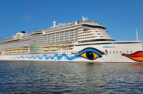 GacetaPerse's tweet photo. #Columna De Cinco Estrellas ✍️
⭐#Lufthansa celebra dos aniversarios, 60 años de operaciones en #México y 100 años a nivel global🛫🇲🇽
⭐El crucero #AIDAperla atracado en el puerto de #ElHavre, Francia🇫🇷
https://t.co/NjUAc0Bakl👈🧳 https://t.co/H45JJJvYeh