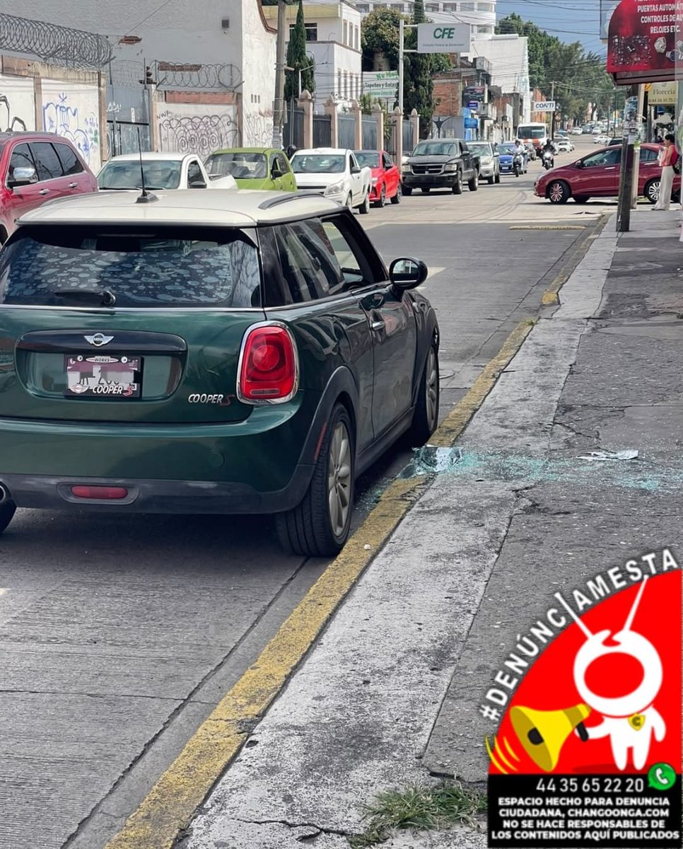 michangoonga's tweet photo. #Denúnciamesta Morelia: Cristalazo 💥 a este Minicooper en la av Guadalupe Victoria en zona de la Industrial, a plena luz del día: https://t.co/ML8Usw8xIo