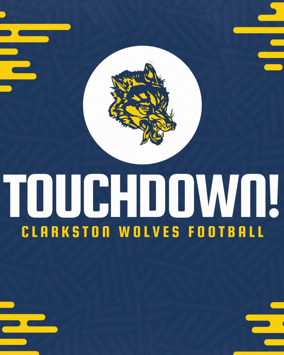 ClarkstonWolves's tweet photo. Varsity Football: Touchdown #ClarkstonFootball!! 55yd TD pass from Lafee to French!! Wolves lead 41-0 in 2nd qrt. https://t.co/dyPnndFeNd