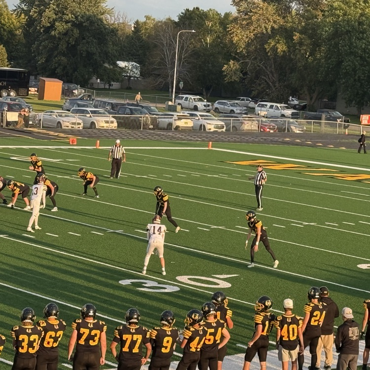 WarroadS's tweet photo. First home football game of the year!! Go Warriors! https://t.co/mISeNHs8FU