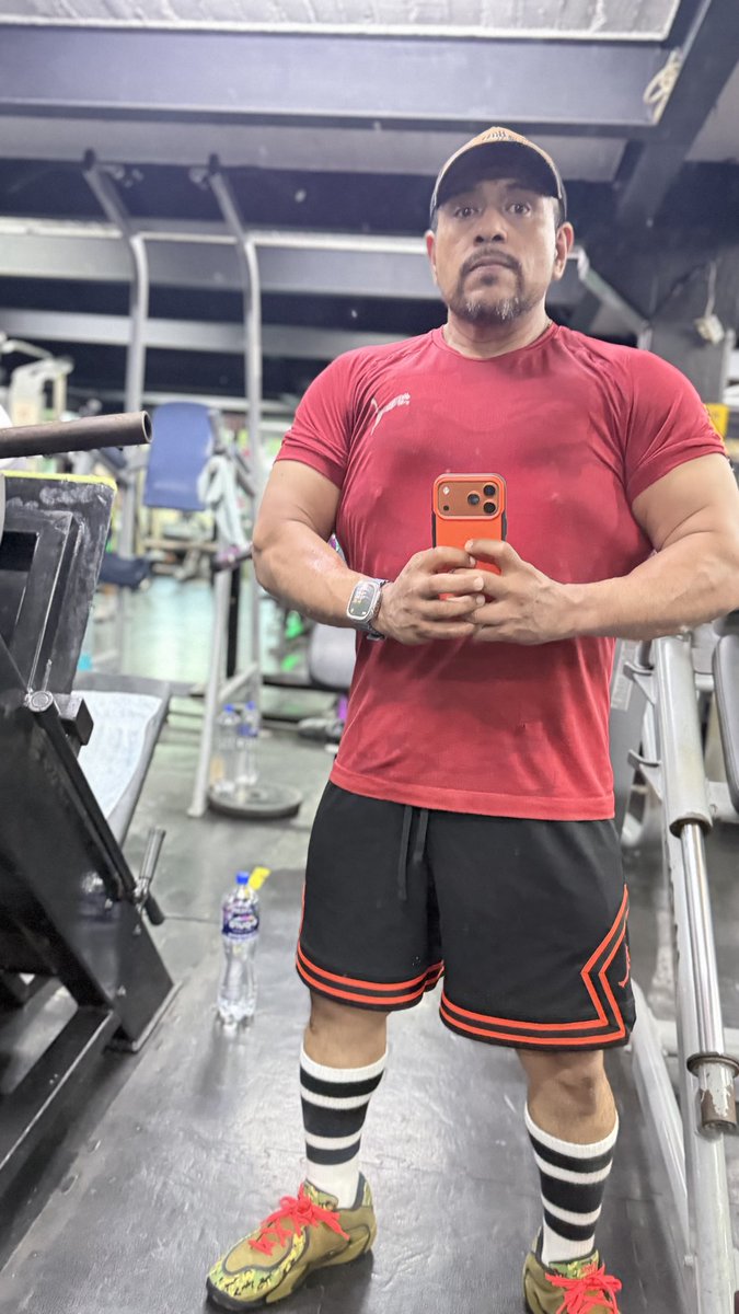 julioehg's tweet photo. Viernes !! #gymmode 🏋🏾♀️🏆🦍 https://t.co/NUmt09zPoV