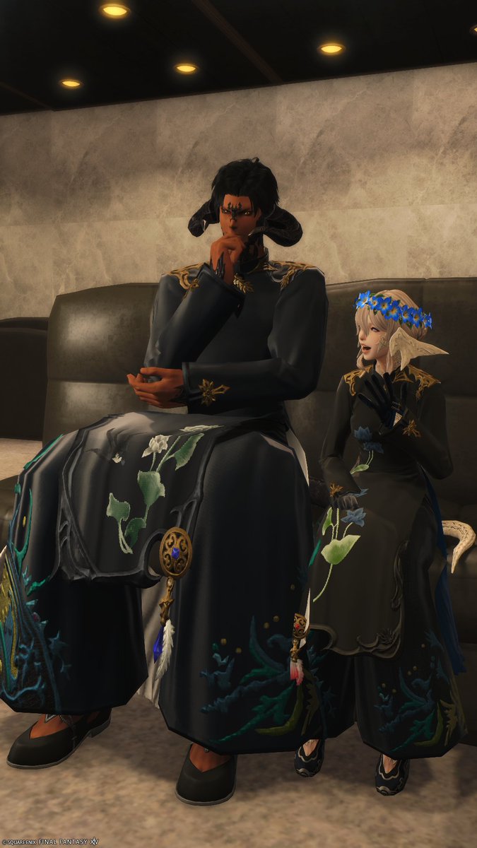 EorzeaMisty's tweet photo. 昨夜はCrossさんへ⭐*ﾟ
今回もアルさんにご一緒して頂きました！

前回のミラプリを気に入ってくださり
しかも着ていらして！！
とてもお似合いでした…👒𓂂𓏸

そしてお洋服やオケ譜などの
お話で盛り上がってしまいました✨
素敵なお気持ちもありがとう🍀.*
#CRS_FF14 https://t.co/0FhAayfjZJ